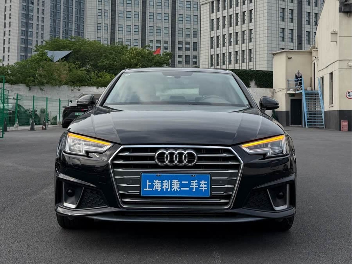 奧迪 奧迪A4L  2019款 40 TFSI 時(shí)尚型 國(guó)VI圖片