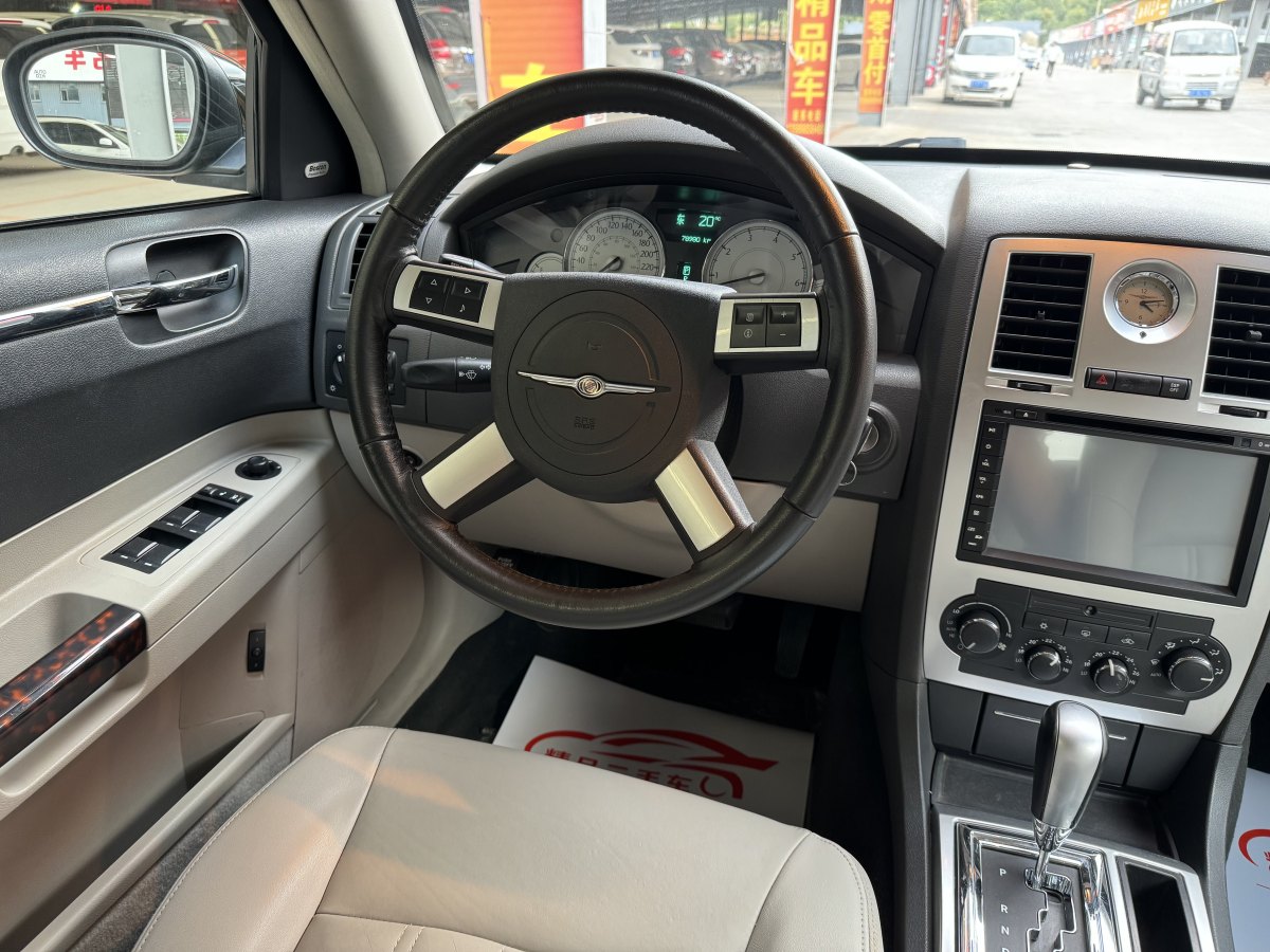 克萊斯勒 300C  2007款 2.7L 商務版圖片