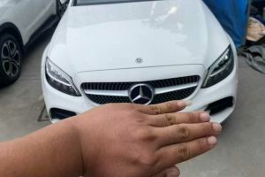 奔馳C級(jí) 奔馳 C 300 L