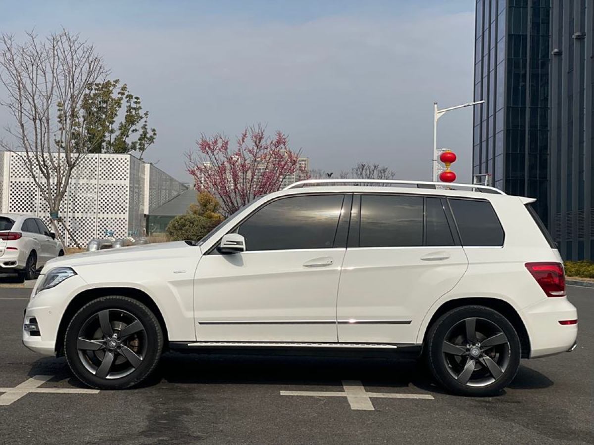 奔馳 奔馳GLK級  2015款 GLK 260 4MATIC 時尚型 極致版圖片