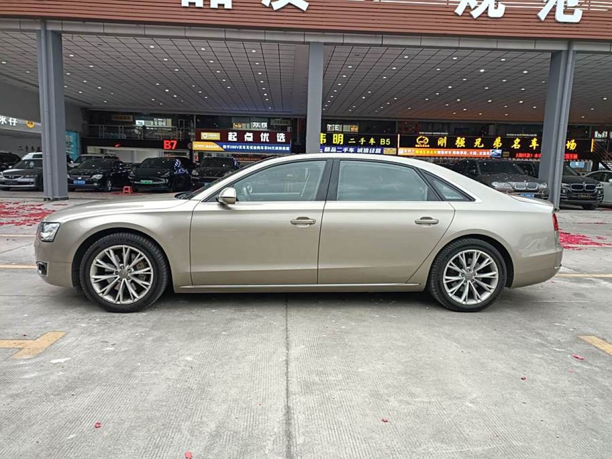 奧迪 奧迪A8  2012款 A8L 50 TFSI quattro豪華型圖片