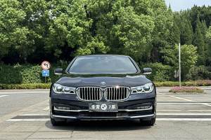 宝马7系 宝马 740Li xDrive 尊享型 M运动套装