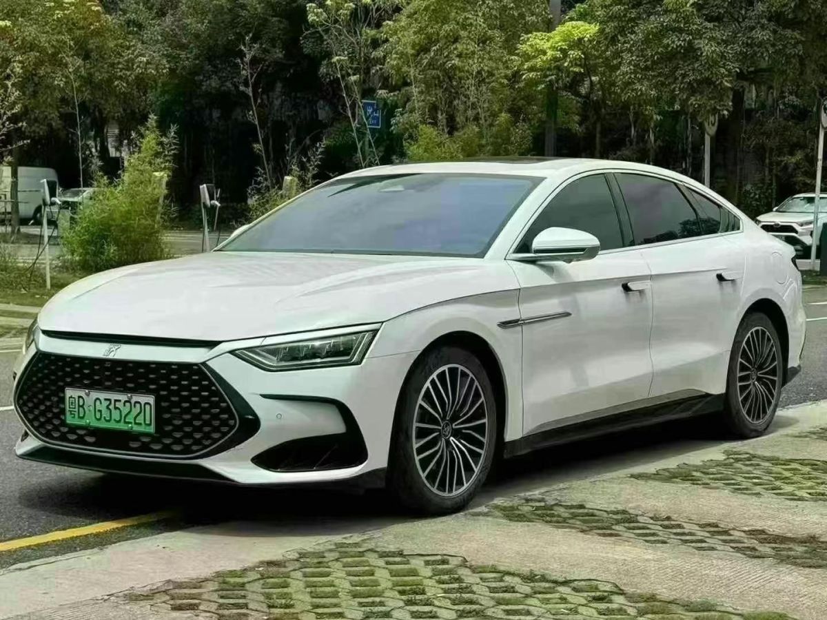 比亞迪 漢  2022款 EV 創(chuàng)世版 715KM前驅(qū)尊榮型圖片