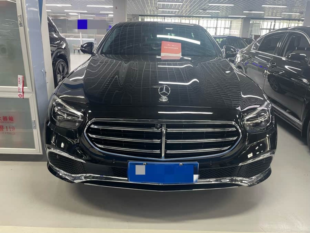 奔馳 奔馳E級  2021款 改款 E 300 L 時尚型圖片