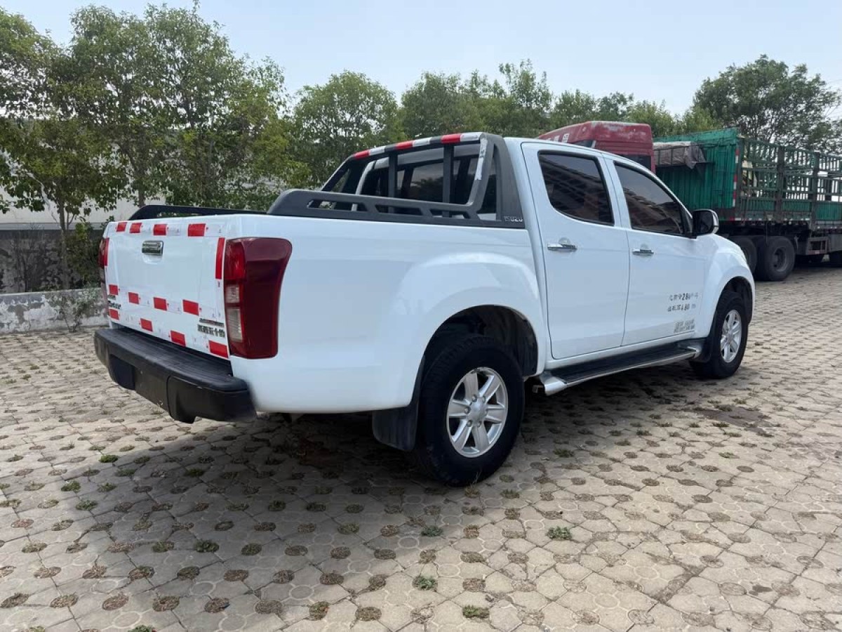 五十鈴 D-MAX  2015款 2.5T四驅(qū)手動(dòng)基本型4JK1圖片