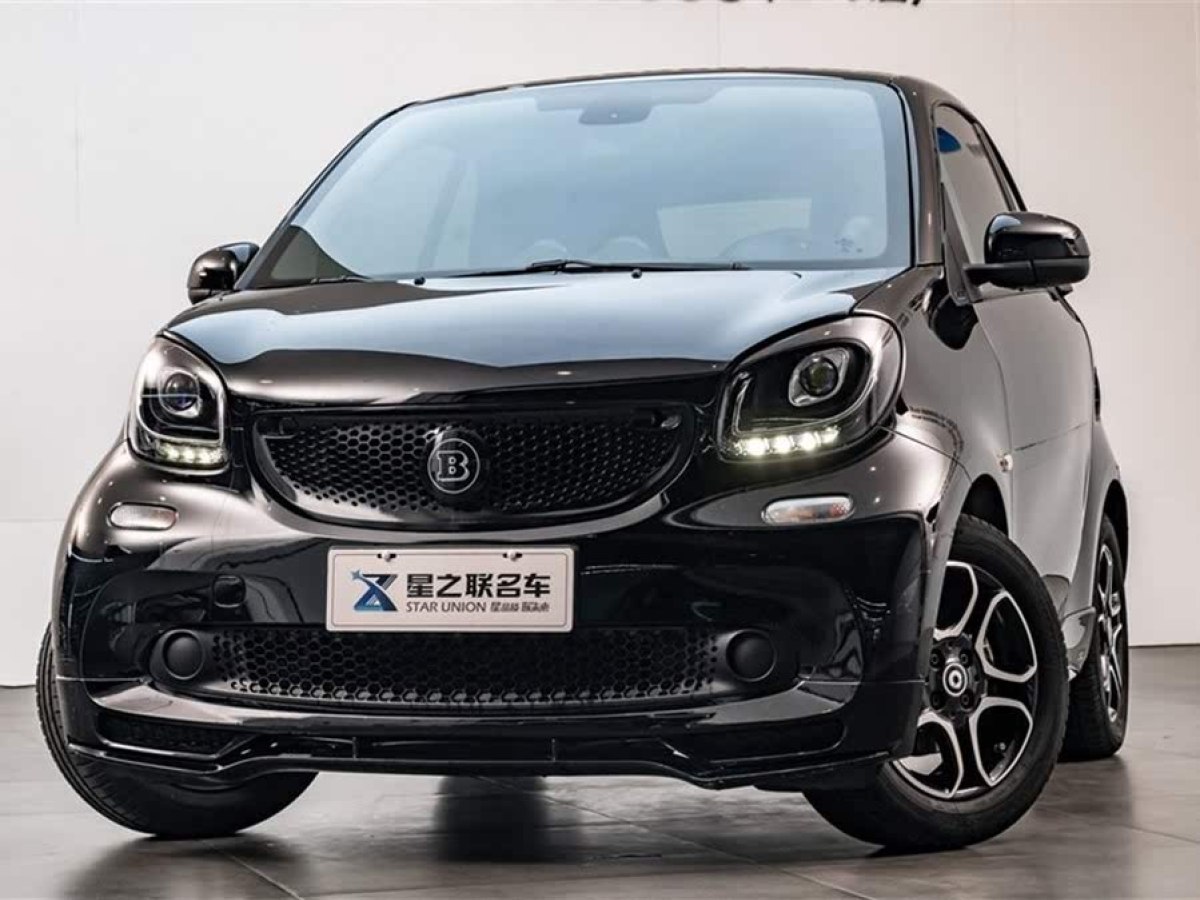 smart fortwo  2018款 0.9T 66千瓦硬頂先鋒版圖片