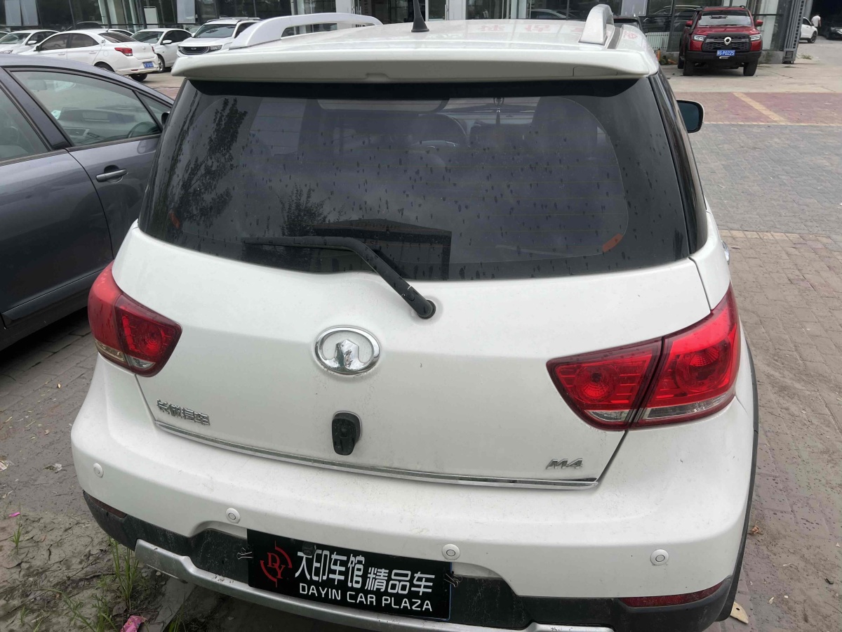 長(zhǎng)城 M4  2012款 1.5L 手動(dòng)舒適型圖片