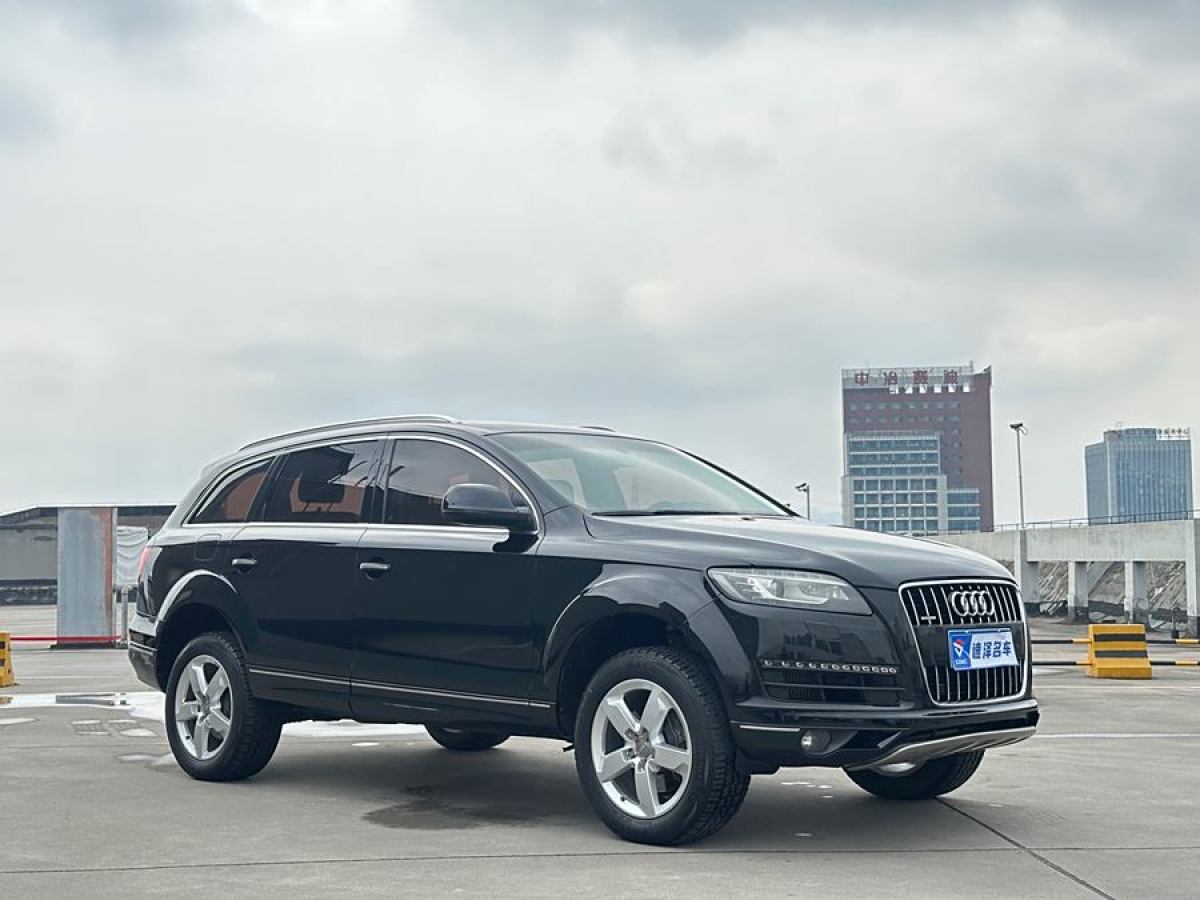 奧迪 奧迪Q7  2013款 35 TDI 領(lǐng)先型圖片