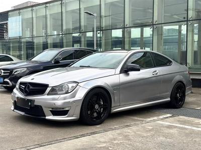 2013年9月 奔馳 奔馳C級(jí)AMG AMG C 63 Coupe 動(dòng)感型圖片