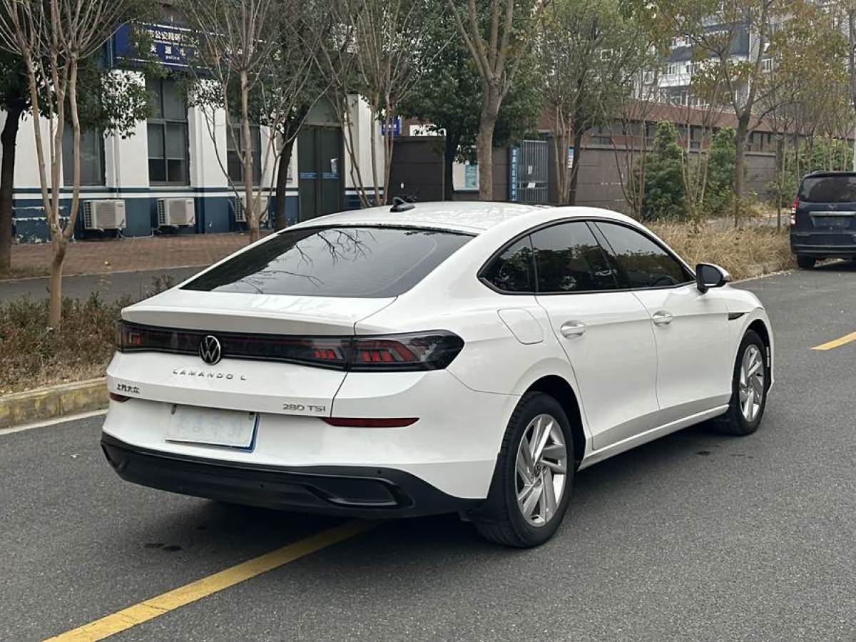 大眾 凌渡  2022款 凌渡L 280TSI DSG炫辣版圖片