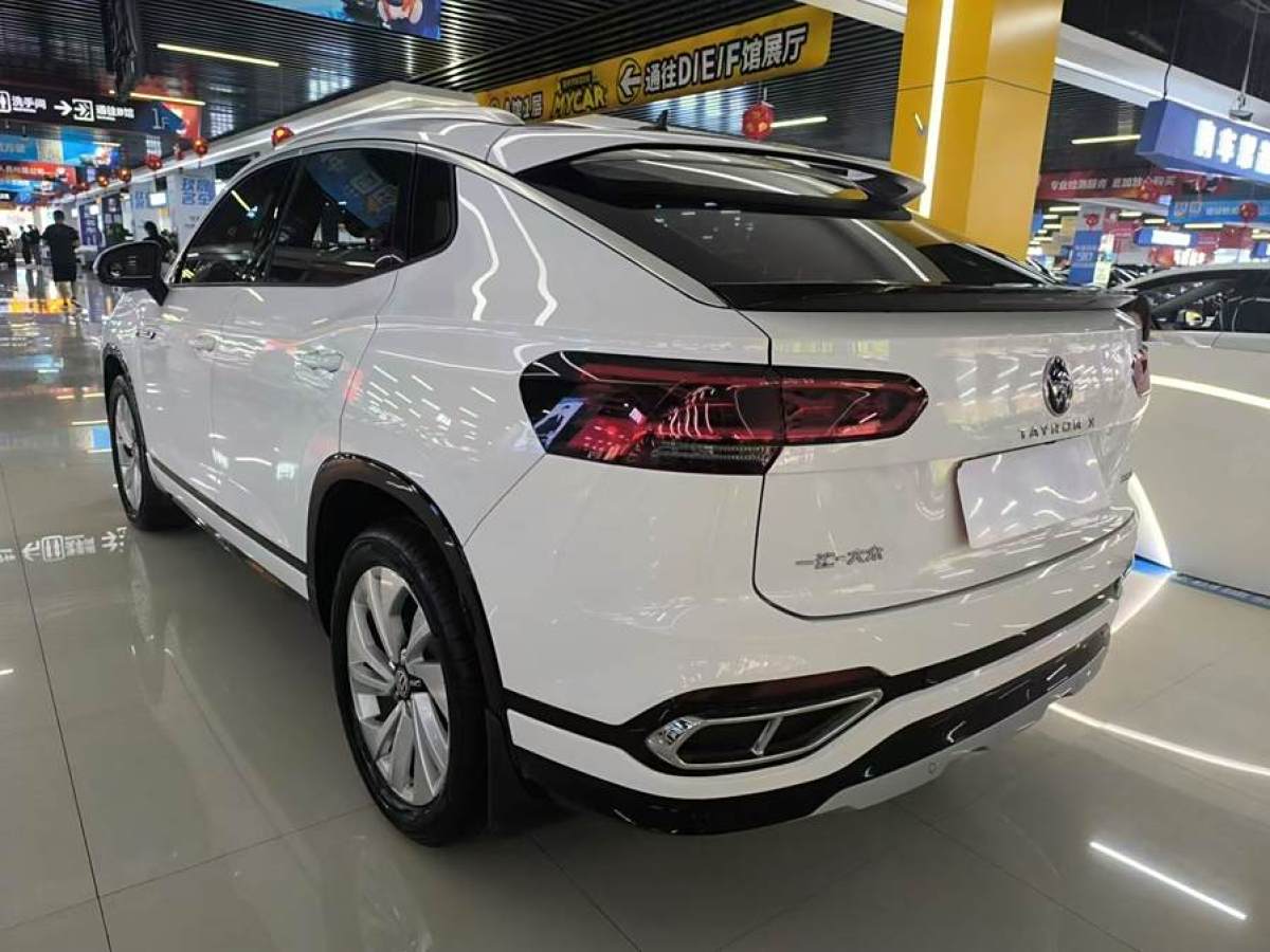 大众 探岳X  2020款 330TSI 两驱尊贵智联版图片