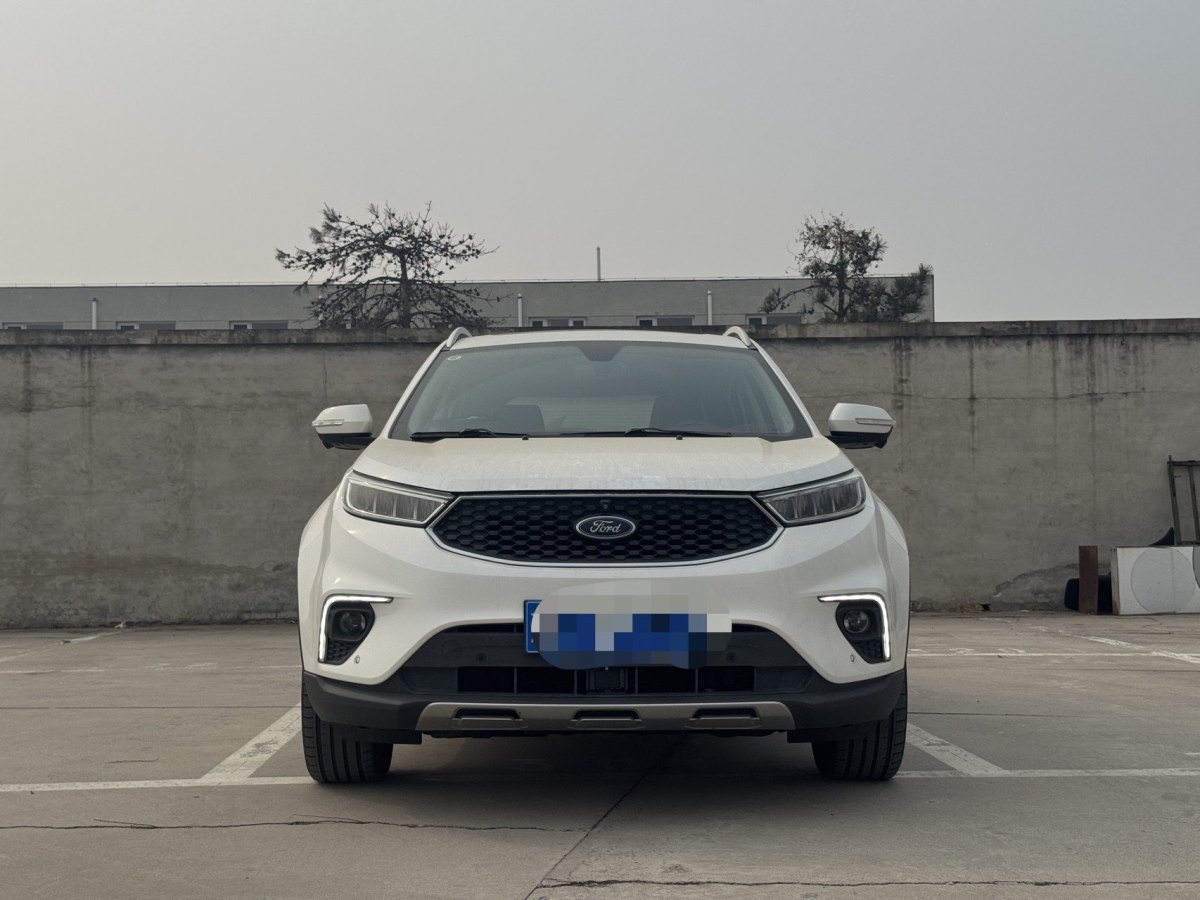 2019年7月福特 領(lǐng)界  2019款 EcoBoost 145 CVT尊領(lǐng)型PLUS