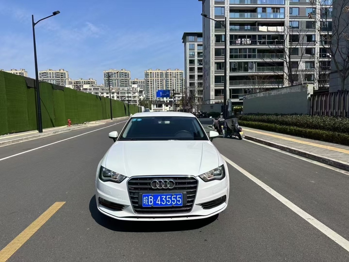 奧迪 奧迪A3  2017款 Sportback 40 TFSI 運(yùn)動(dòng)型圖片