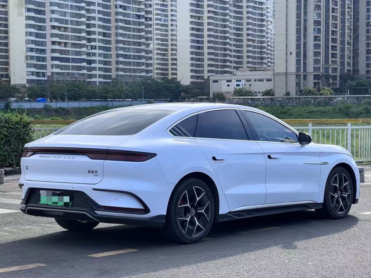 比亞迪 漢  2023款 EV 冠軍版 715KM前驅(qū)尊榮型圖片