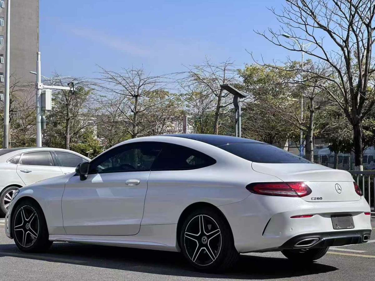 奔馳 奔馳GLC  2021款 GLC 300 4MATIC 轎跑SUV圖片