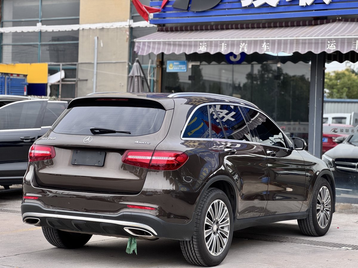 奔馳 奔馳GLC  2017款 GLC 260 4MATIC 動(dòng)感型圖片