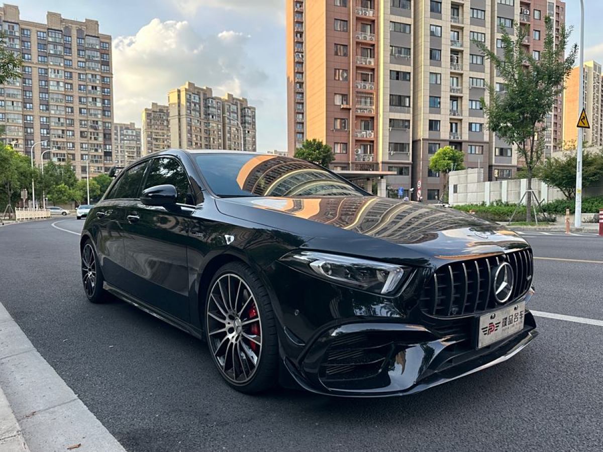 2022年9月奔馳 奔馳A級(jí)AMG  2022款 AMG A 35 4MATIC