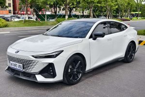 長安UNI-V 長安 1.5T 尊貴型