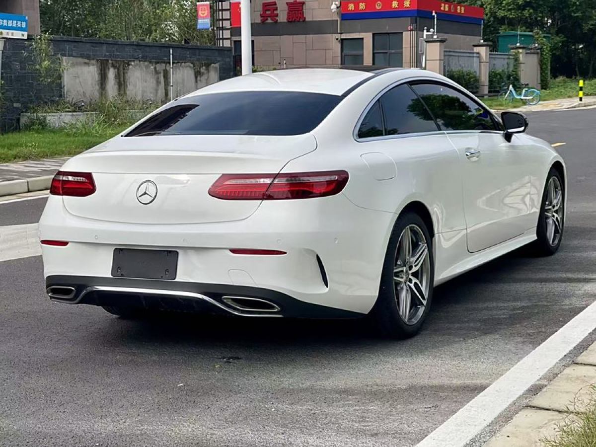 奔馳 奔馳E級  2020款 E 260 轎跑車圖片