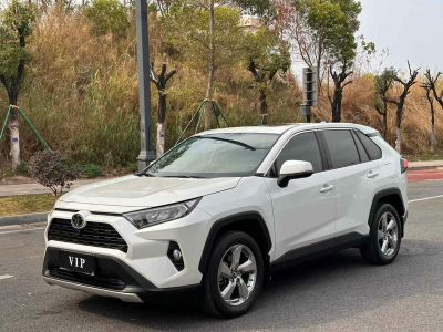 2022年1月 豐田 RAV4榮放 2.0L CVT四驅(qū)風(fēng)尚版圖片