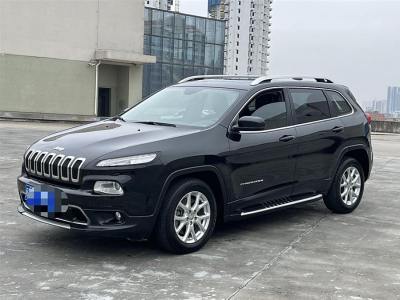 2017年12月 Jeep 自由光 2.4L 領先版圖片