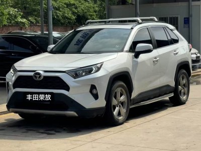 2022年1月 豐田 RAV4榮放 2.0L CVT兩驅(qū)風(fēng)尚版圖片