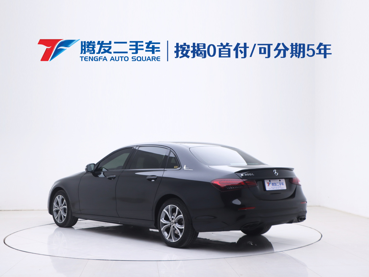 奔馳 奔馳E級(jí)  2022款 改款 E 300 L 運(yùn)動(dòng)豪華型圖片