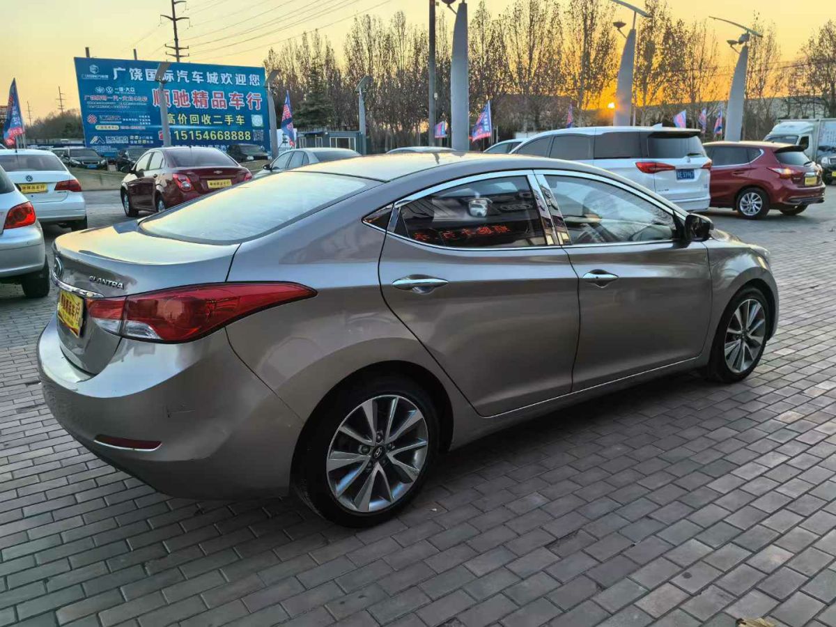 現(xiàn)代 朗動  2015款 1.6L 自動時尚型圖片