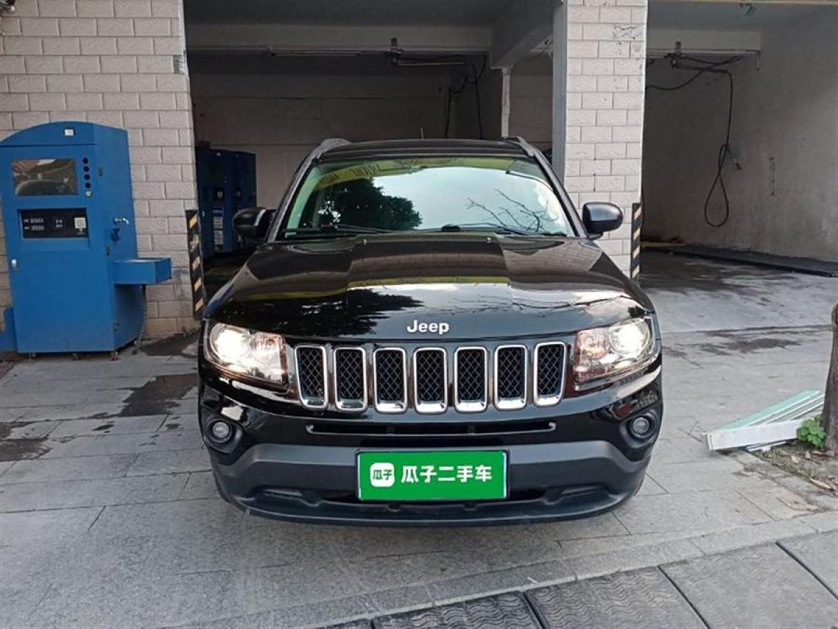 Jeep 指南者  2015款 2.0L 兩驅(qū)運動版圖片