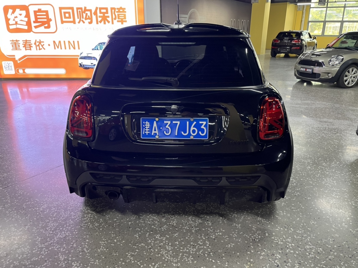 MINI MINI  2022款 1.5T COOPER 黑標特別版圖片