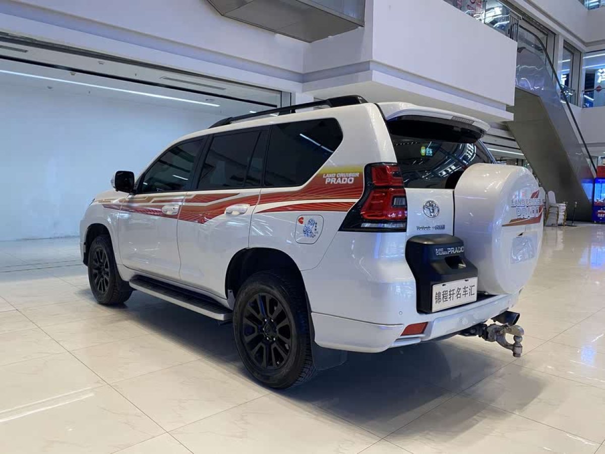 豐田 普拉多  2019款 3.5L 自動(dòng)TX-L尊享版后掛備胎圖片