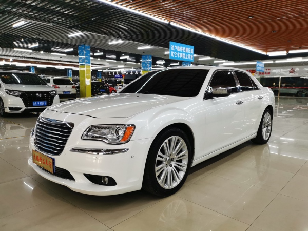 克莱斯勒 300C  2013款 3.6L 尊适版