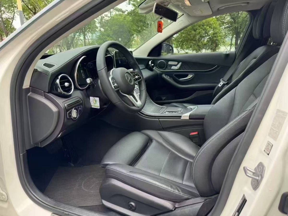 奔馳 奔馳C級(jí)  2019款 C 300 L圖片