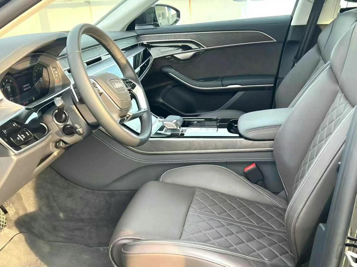 奧迪 奧迪A8  2023款 A8L 60 TFSI quattro圖片