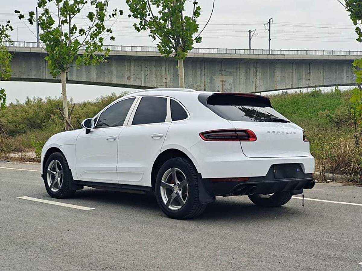 保時(shí)捷 Macan  2014款 Macan 2.0T圖片