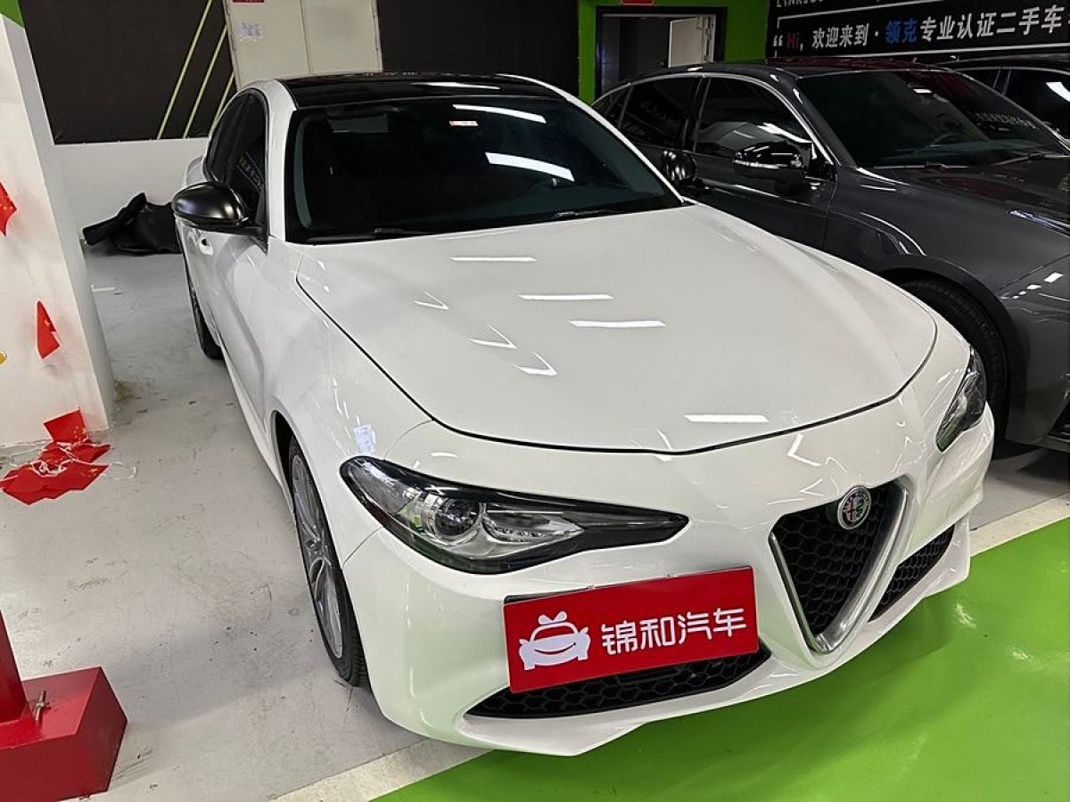 2019年12月阿爾法·羅密歐 Giulia  2019款  2.0T 280HP 豪華版