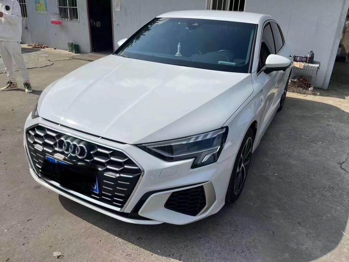 奧迪 奧迪A3  2022款 Sportback 35 TFSI 進(jìn)取運(yùn)動(dòng)型圖片