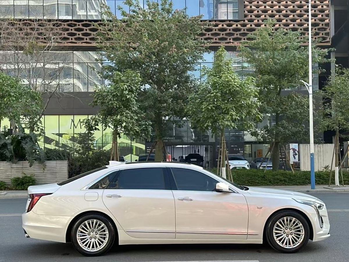 凱迪拉克 CT6  2023款 28T 豪華型圖片