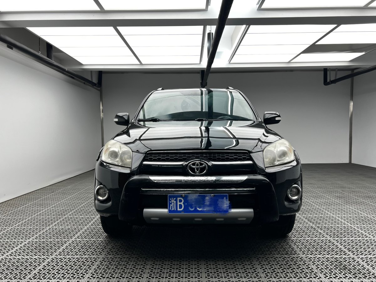 豐田 RAV4  2019款 榮放 2.0L CVT兩驅(qū)先鋒版圖片