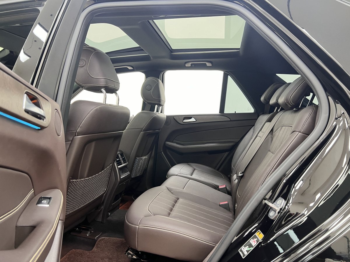 奔馳 奔馳GLE  2018款 GLE 320 4MATIC 動(dòng)感型臻藏版圖片