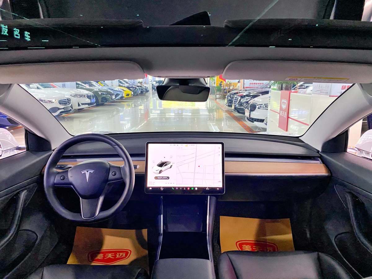 特斯拉 Model 3  2019款 標準續(xù)航后驅升級版圖片