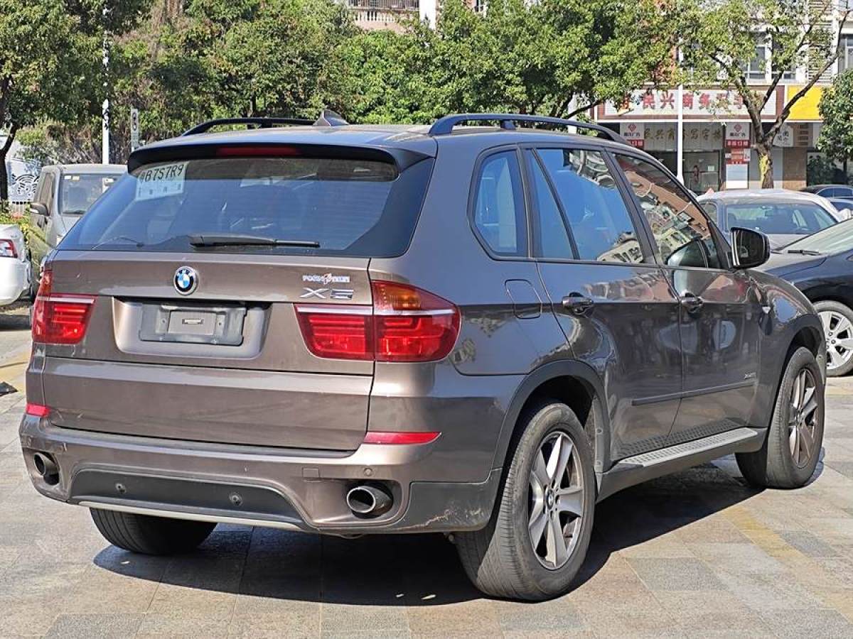 寶馬 寶馬X5  2011款 xDrive35i 領(lǐng)先型圖片