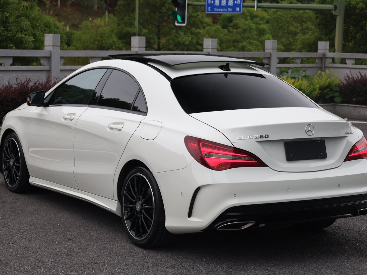 2016年11月奔馳 奔馳CLA級  2017款 改款 CLA 260 4MATIC