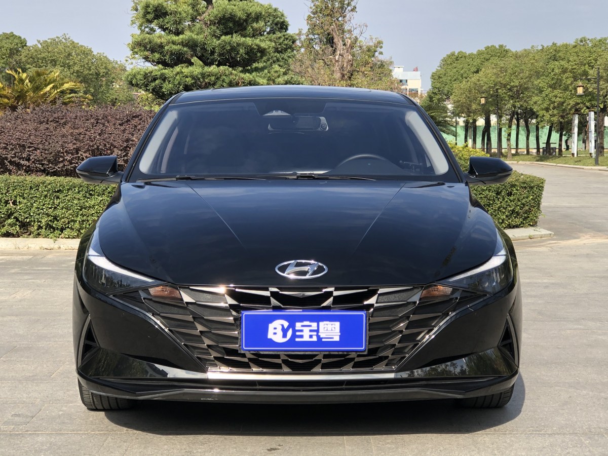 現(xiàn)代 伊蘭特  2022款 1.5L CVT LUX尊貴版圖片