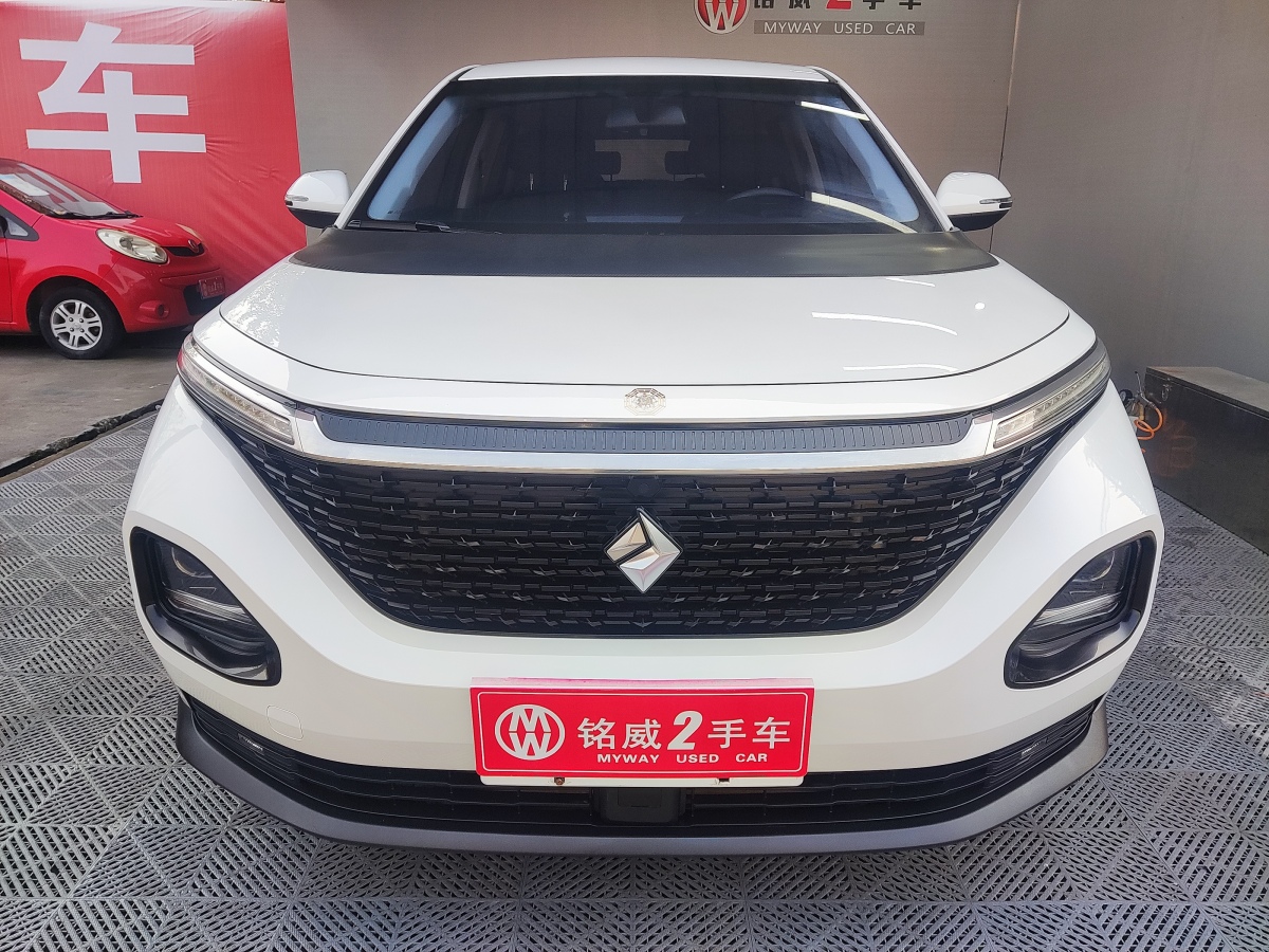 寶駿 RM-5  2019款 1.5L CVT 24小時在線精英型 6座圖片