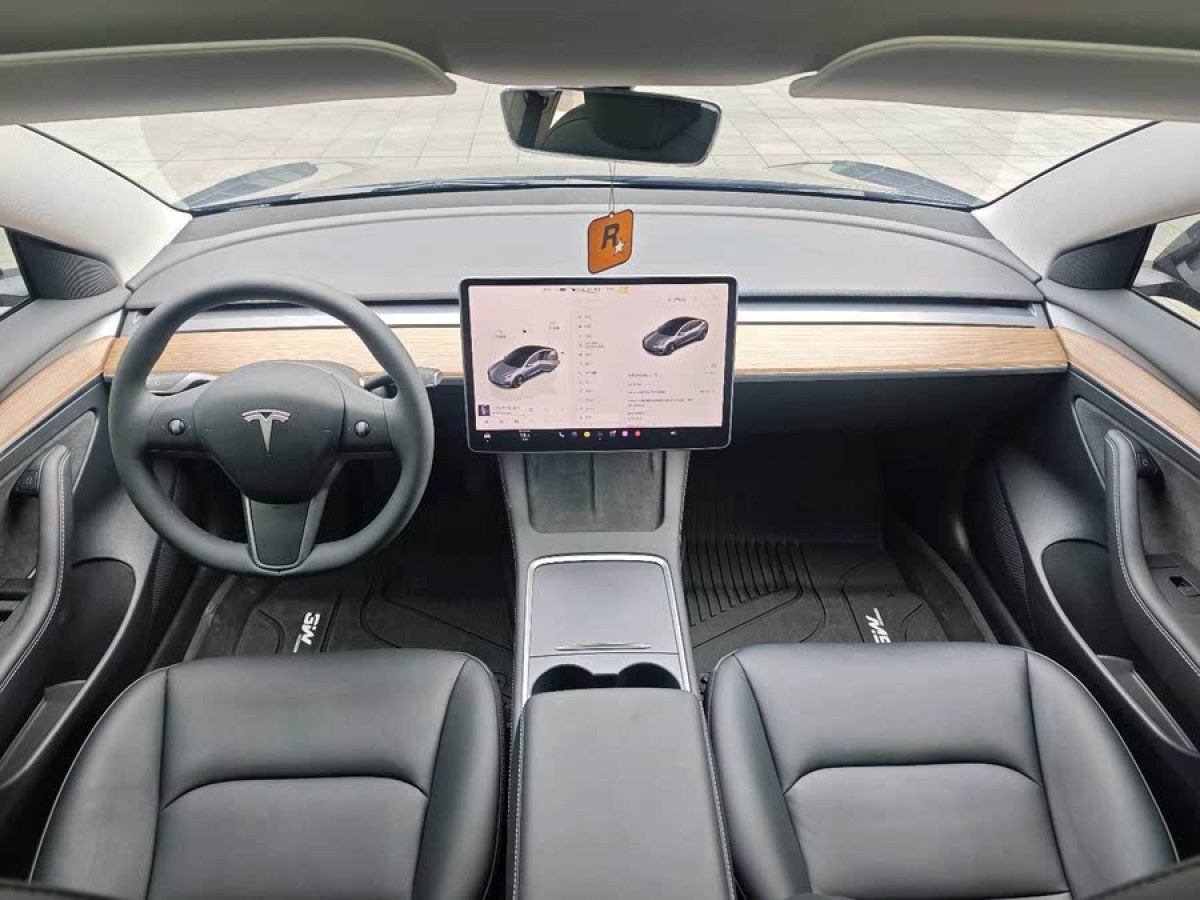 特斯拉 Model 3  2023款 煥新版 后輪驅(qū)動(dòng)圖片