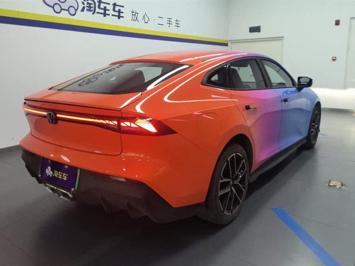 長安 長安UNI-V 智電iDD  2024款 藍鯨智電iDD 136km 智酷型圖片