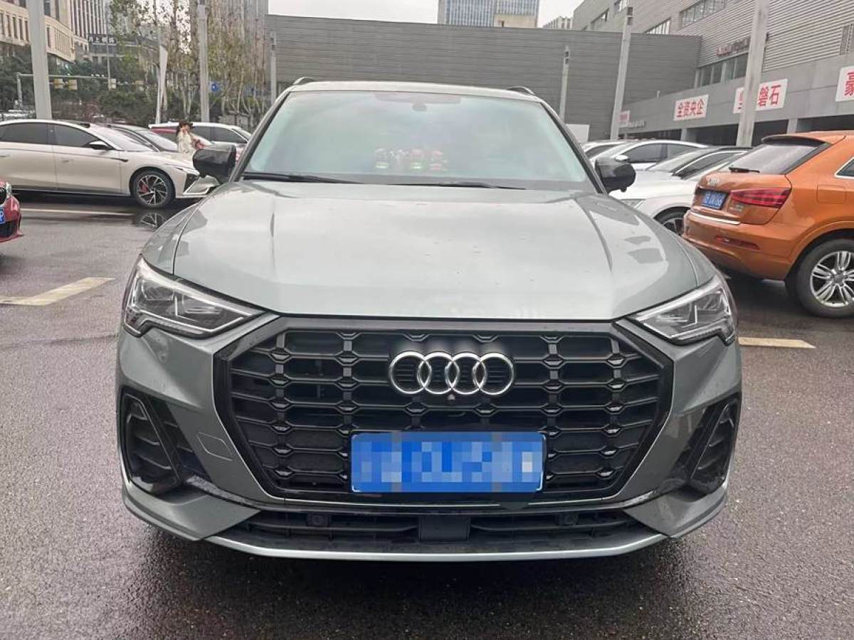 奧迪 奧迪Q3  2022款 40 TFSI 時(shí)尚動(dòng)感型圖片