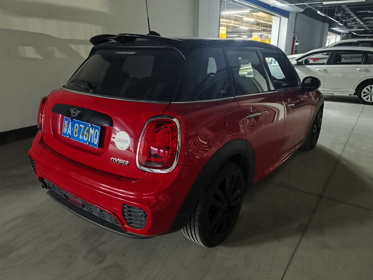 2019年5月MINI MINI  2018款 1.5T COOPER 賽車(chē)手 五門(mén)版