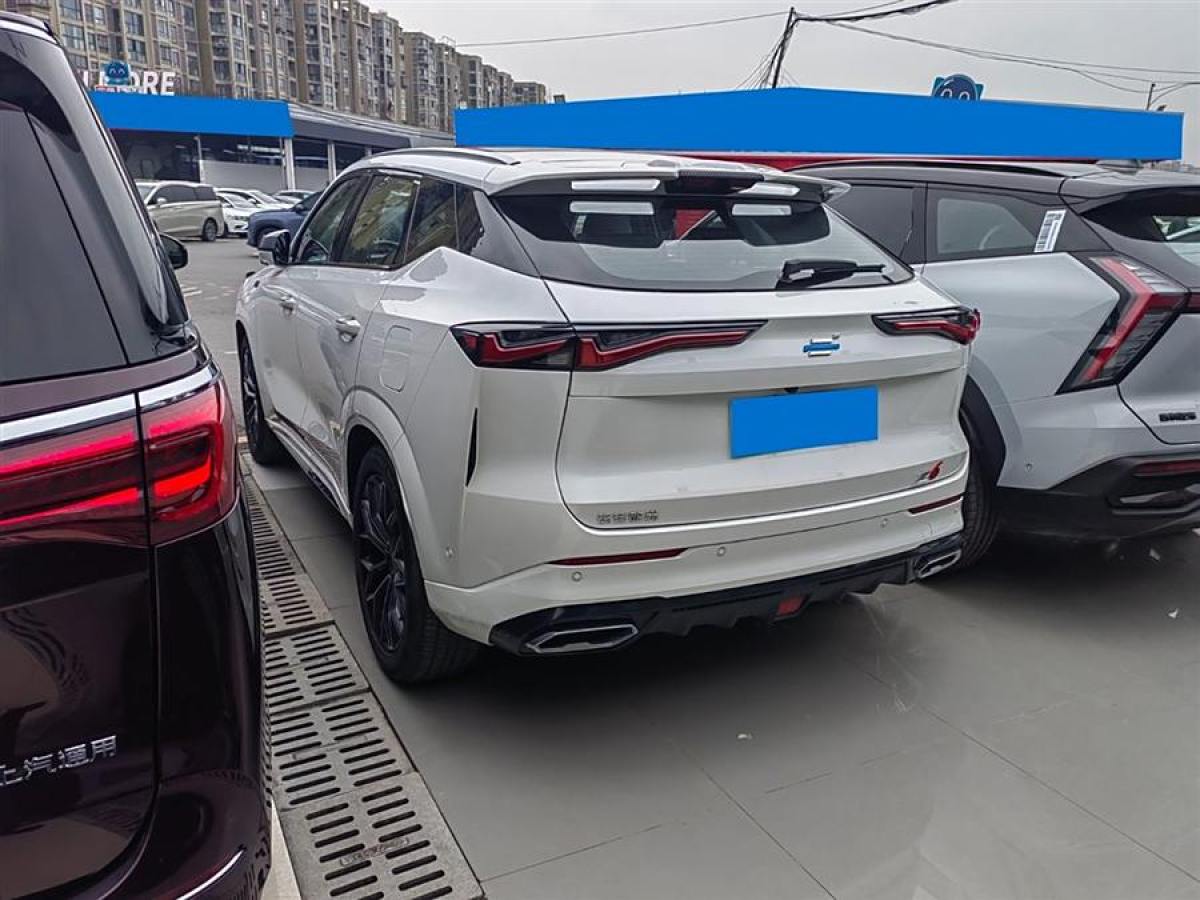 長(zhǎng)安歐尚 長(zhǎng)安歐尚Z6新能源  2023款 智電iDD 150KM旗艦PLUS智慧泊車(chē)版圖片